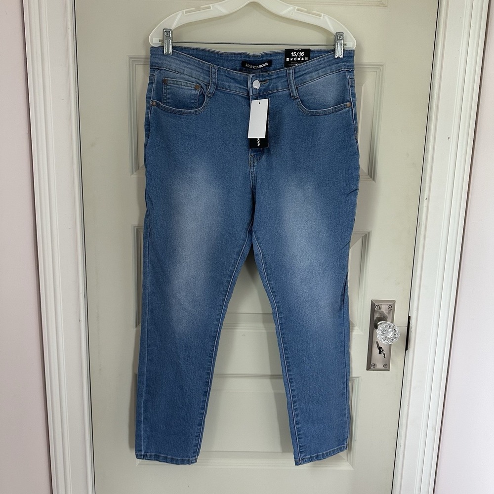 NWT Fashion Nova All The Booty Ripped Skinny Jeans Blue Womens 15/16 Distressed‎